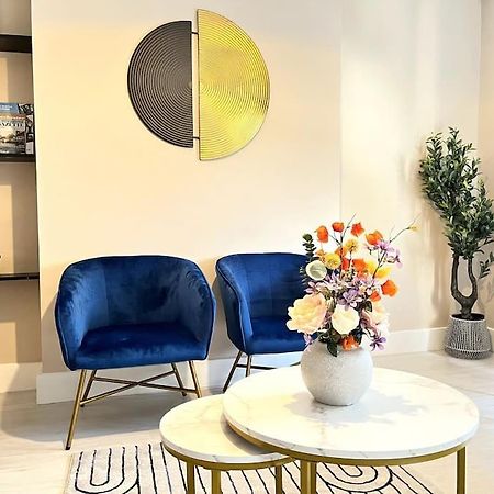 Central Winchester Serviced Apartments Extérieur photo