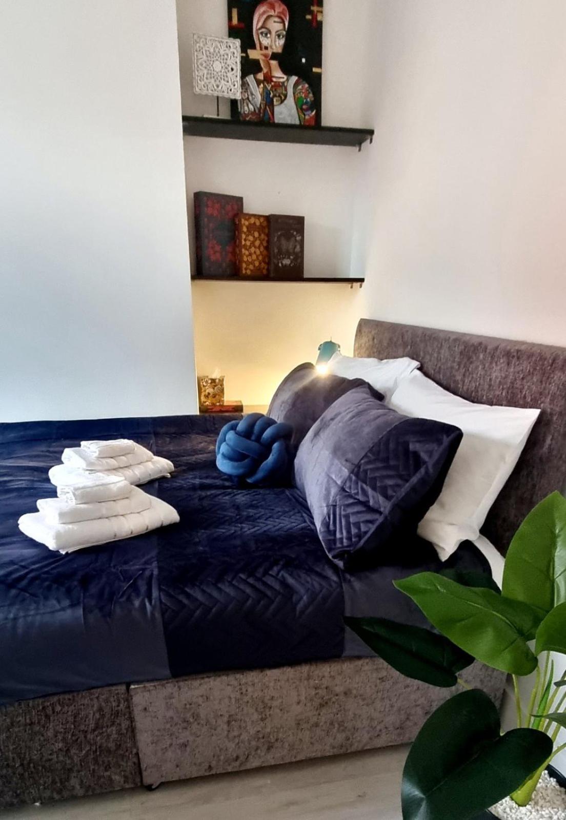 Central Winchester Serviced Apartments Extérieur photo